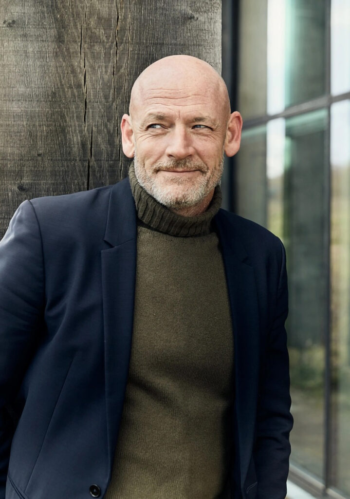 Hermann Hoej 719X1024